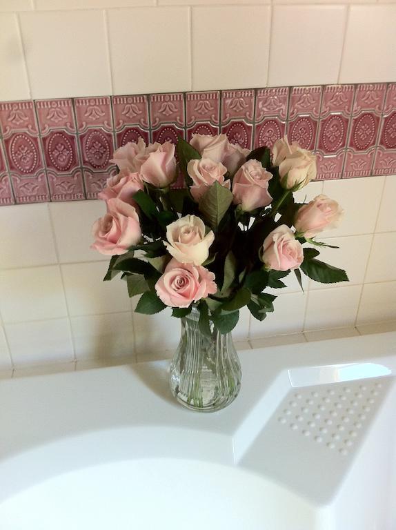 קרת'ג' Grand Avenue Bed And Breakfast חדר תמונה
