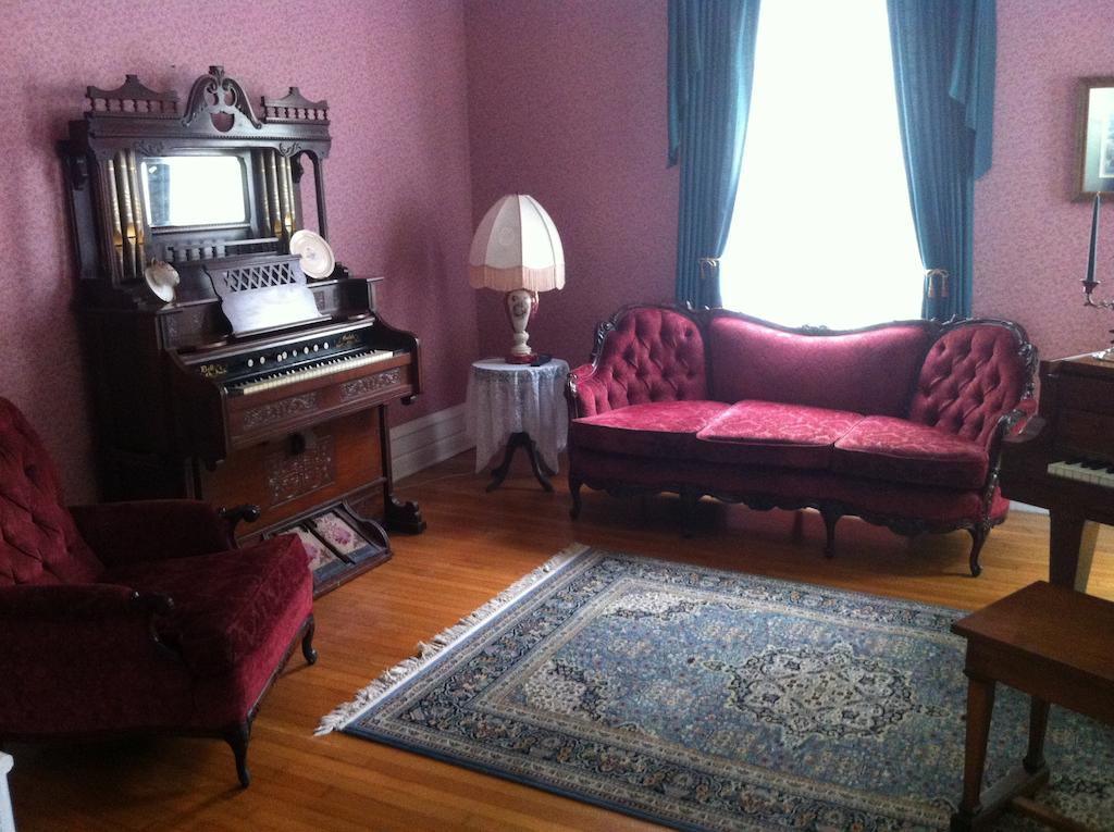 קרת'ג' Grand Avenue Bed And Breakfast מראה חיצוני תמונה